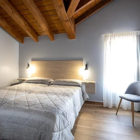 Villas, El Mirador De *